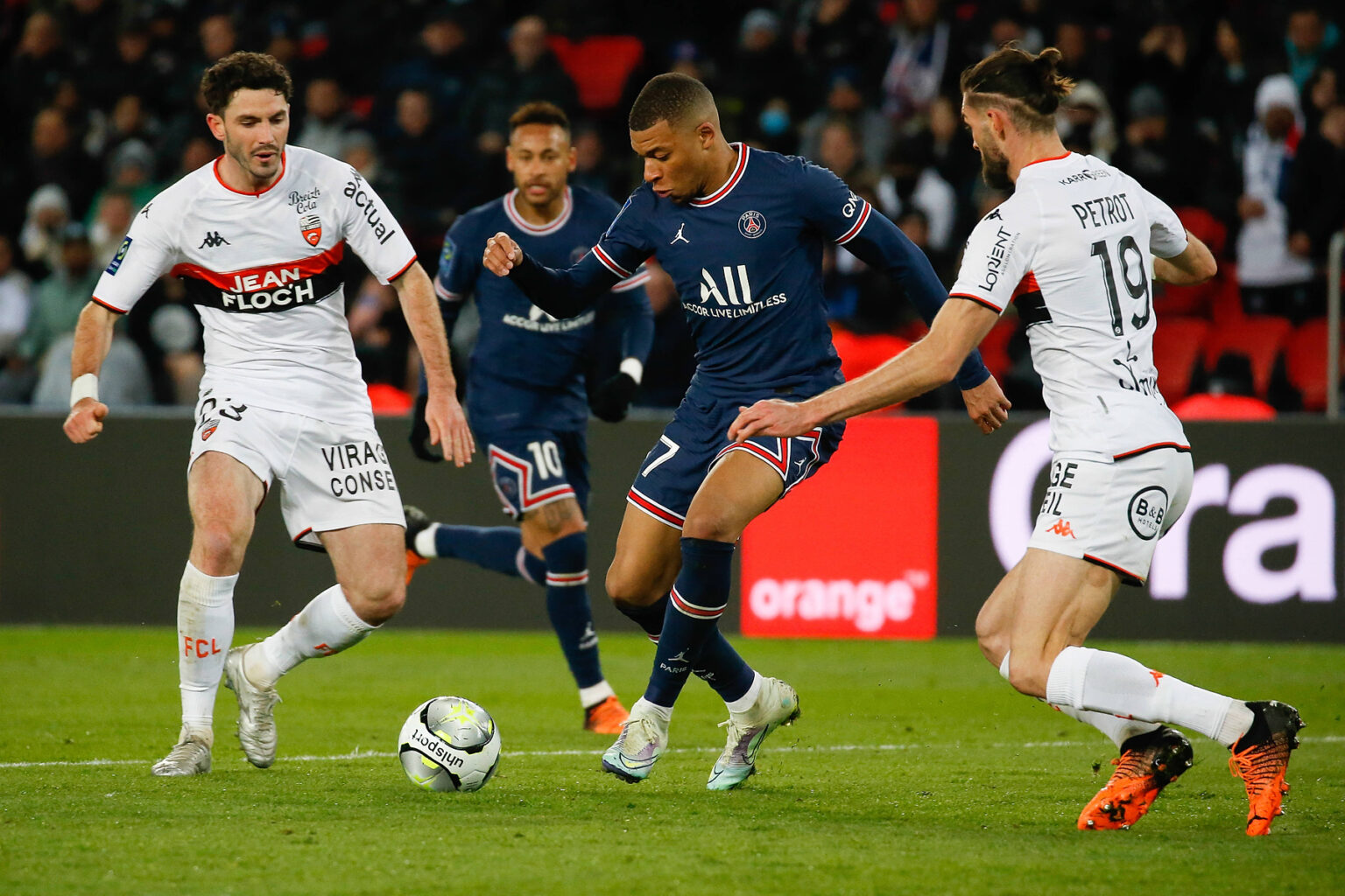 PSG – Lorient. Gdzie oglądać? Transmisja online, livestream, TV