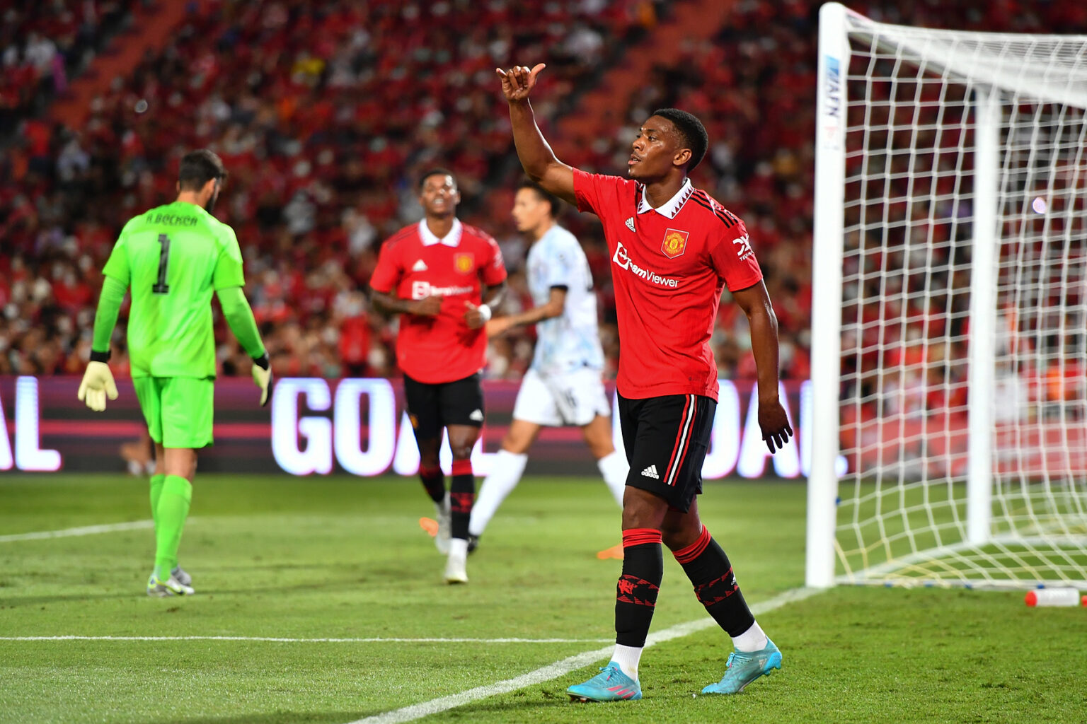 Manchester United – Liverpool. Gdzie oglądać? Transmisja online, livestream, tv