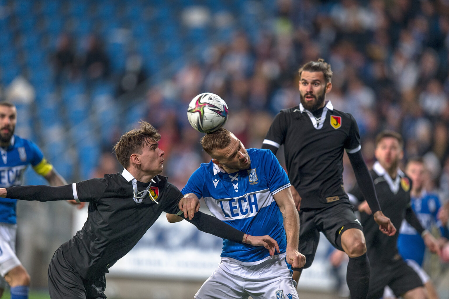 Lech - Jagiellonia. Gdzie oglądać? Transmisja online, livestream, TV