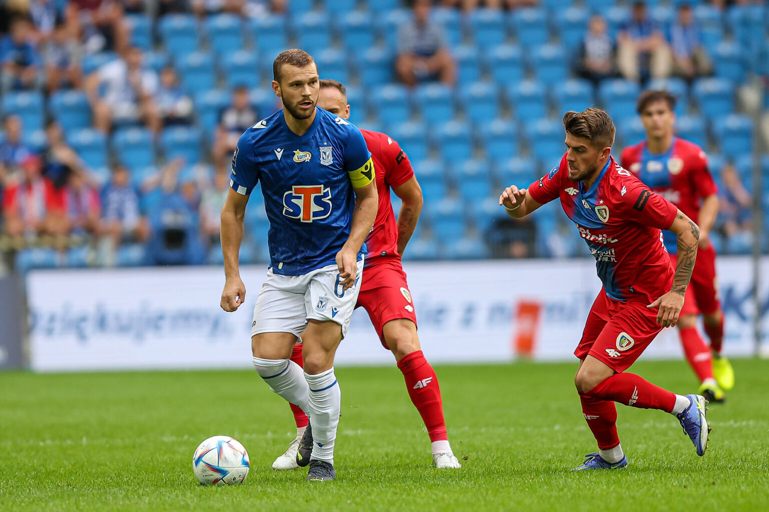 Lech - Piast. Gdzie oglądać? Transmisja online, livestream, TV